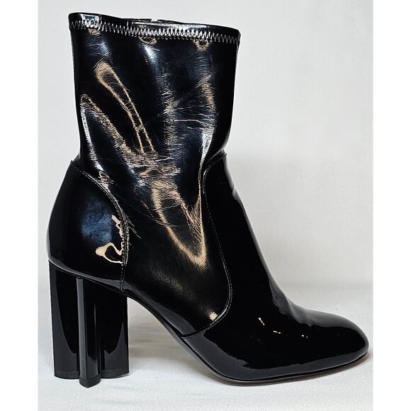 Louis Vuitton Silhouette Ankle Boot in Black Patent Leather - Picture 9 of 13